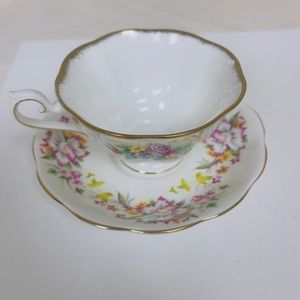 Vintage Royal Albert bone china tea cup with saucer